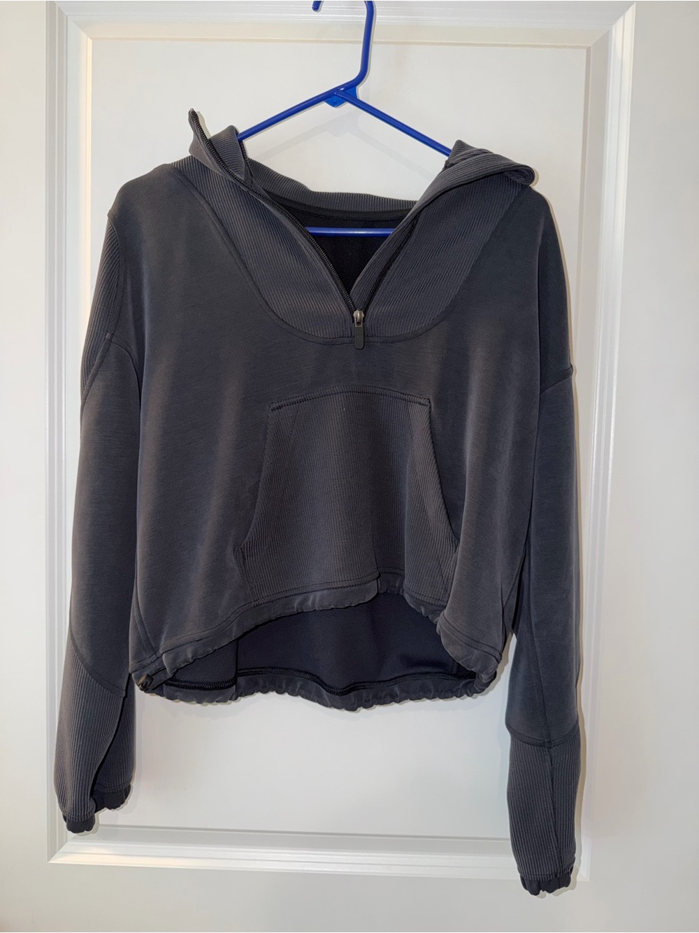 Lululemon cropped Hooded Half-Zip Pullover - Charcoal